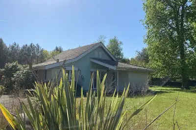 Image de 221- Charmante maison hourtinaise avec vue imprenable sur la forêt pour 6 à 7 personnes
