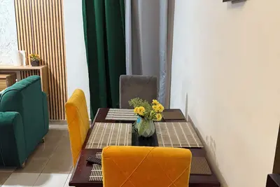 Plein centre ville d'Abidjan bel appartement 2 pièces à Angré 9e Tranche