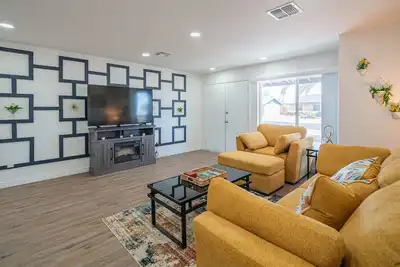 Image de Villa Theresa - Peoria: A spacious 3-bedroom