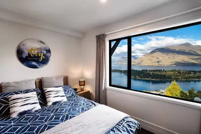 Image de Alpine Loft with Jaw-dropping View!