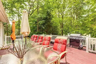 Image de Walk to Beach: Elegant Escape in Lusby!