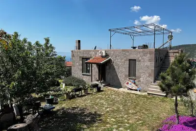 Image de Yıldızlar Evi - Doğayla iç içe Taş Ev