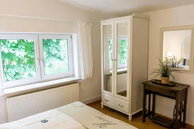 Image de Idyllic apartment for 4 with furnished balcony terrace surrounded by greenery