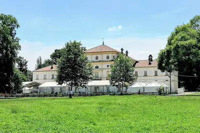 Relax in this quiet space just a stone's throw from Tesoriera Park.