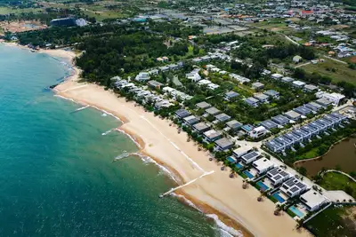 HighEnd villa in Sanctuary Ho Tram Luxury Resort by SSens Homes