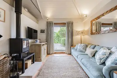 Image de Charming 17th Century Barn conversion