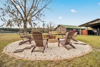 Image de Country Life! \nSpacious 4-bedroom, 3 bathroom house in peaceful Ludowici!