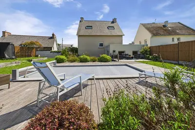Image de Piscine chauffée, plage à 700m, maison pour 6
