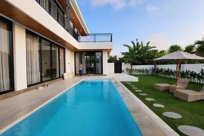 Image de 4 Bedroom Villa near Canggu w/ Mediterranean Style