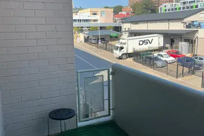 Image de Enjoyable 2-bedroom apartment with Ac in vibrant Johannesburg