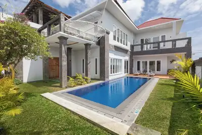 Image de Stunning, 5-Bedroom Villa with Gwk View in Ungasan