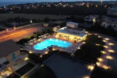 Image de Poseidon Beach Resort