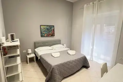 Image de Apartment in the heart of Naples Corso Umberto I Kitchen Wi-Fi climate center port