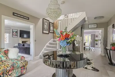 Image de Pass the Keys | Luxury Retreat - 7 mins to Ascot Racecourse