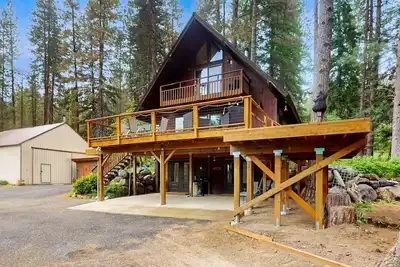 Image de Creekside Cabin Retreat in Peshastin — Nature, Peace & Charm