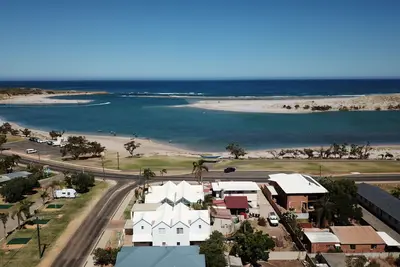 Image de Waterfront Apartment Unit 1 with spectacular views