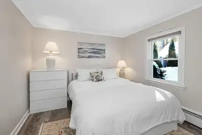 Image de Waterfront 3 bedroom/1 bath condo with WiFi, Ac