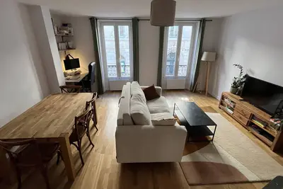 Image de T3 lumineux et calme 2 pas Montmartre Batignolles