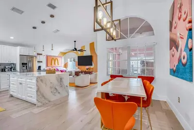 Image de Modern Designer Villa Close to Sawgrass w/ Hot Tub & Games