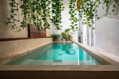 Image de 1 Bedroom Apt w/Rooftop Pool-Walk to Beach+5th ave