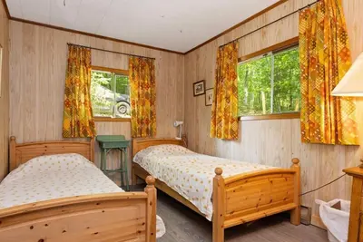 Image de Cozy 2 bedroom Wood Cottage