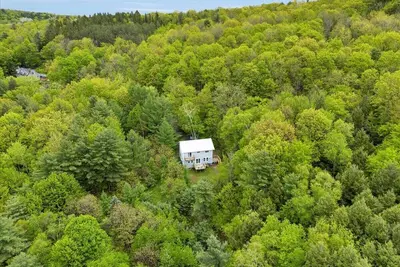 Image de Artist Retreat-Eclectic Charm & Scenic Countryside