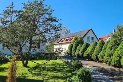 Image de Cozy rest near the Aisch river