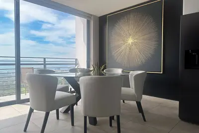 Image de Spacious 3-bedroom apartment with WiFi, Ac in amazing San Salvador