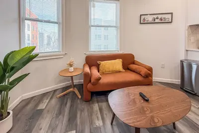 Image de Southie! 2Bedroom, Washer/Dryer in unit!