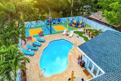 Image de The Palm Palms! Singles Pickleball, Heated Pool