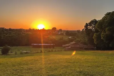 Image de Charming 1-bedroom farm guesthouse in Lexington with WiFi and Ac