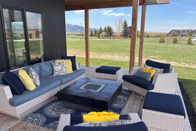 Modern mountain home in Teton Valley