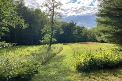 Image de Spacious lake retreat on 17 acres