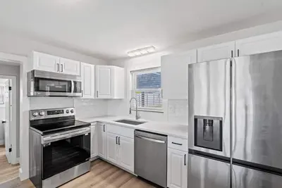 Image de Palms Retreat in Central Largo - mins to the Sand