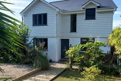Image de Westward Ho! Beach House. \nLarge, light and airy, with stunning sea views.