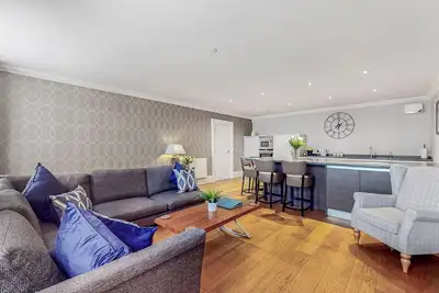 Image de Experience Luxury Living at Blythswood Apartments, West George Street, Glasgow.