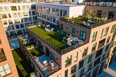 Image de 1br Otr Cbd Refuge - Free Parking/Gym/Rooftop Pool