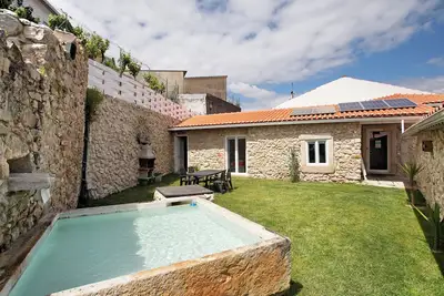 Image de Maison de vacances 'Dos Castelos' avec piscine privée, Wi-Fi et climatisation