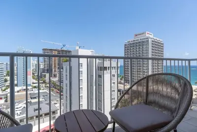 Image de Pool/Near Beach 1 Br Apt