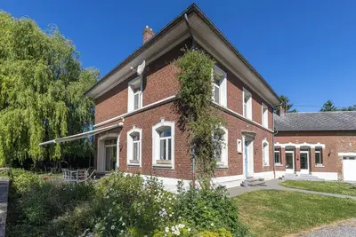 Image de Maison de charme à la campagne 300m² 3 étoiles - parc de 1400 m² - salle de jeux