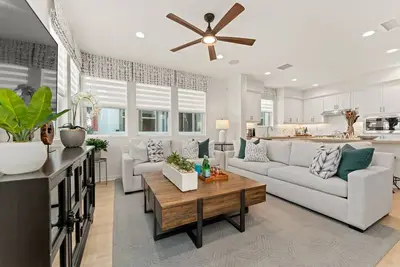 Image de Former Model Home: Park View Condo