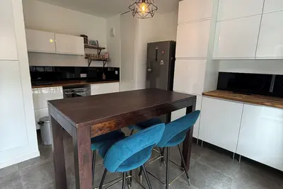 Image de Rennes centre : T2 de standing avec jardin et parking sécurisé