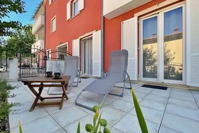 Image de Apartment Sally - 100 m from sea, private terrace, garden, Bbq