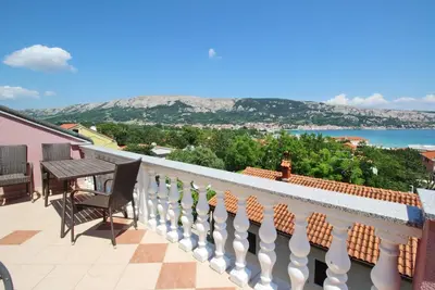 Image de Apartment Lovincic No. 7 - with Sea View, 200 m from the Beach