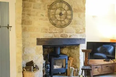 Cosy Cottage in the Cotswolds; Woodburner+Sleeps 4