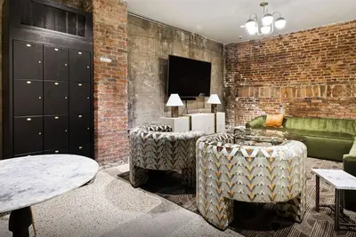 Image de Historic Icon in the Heart of Tacoma