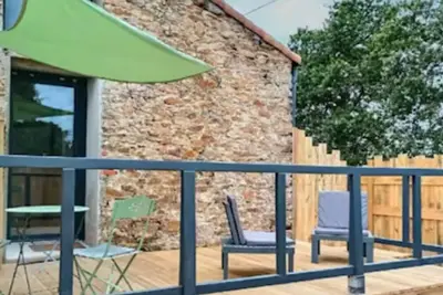 Image de Charmant gîte classé alliant calme et proximité plage et lac