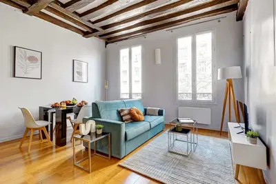 Image de Appartement 1 chambre au cœur du Marais animé – Proche de tout!
