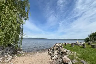 Image de Lakeside Escape: Cozy Family Cottage Retreat