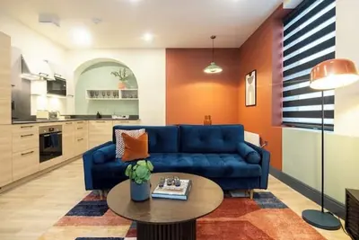 Image de Chambers Residence | 2br | Opulent Character